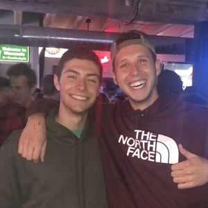 Meet your Posher, Max